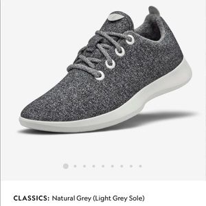 Allbirds Women’s Wool Runners, Grey, Size 9